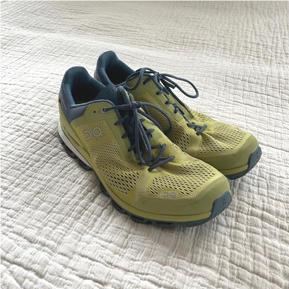 On Cloud Cloudsurfer Running Shoes Mens 11  - EXCELLENT condition